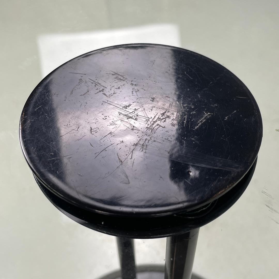 Tavolino moderno italiano con piano in vetro e base in marmo nero, anni '80 in vendita 2