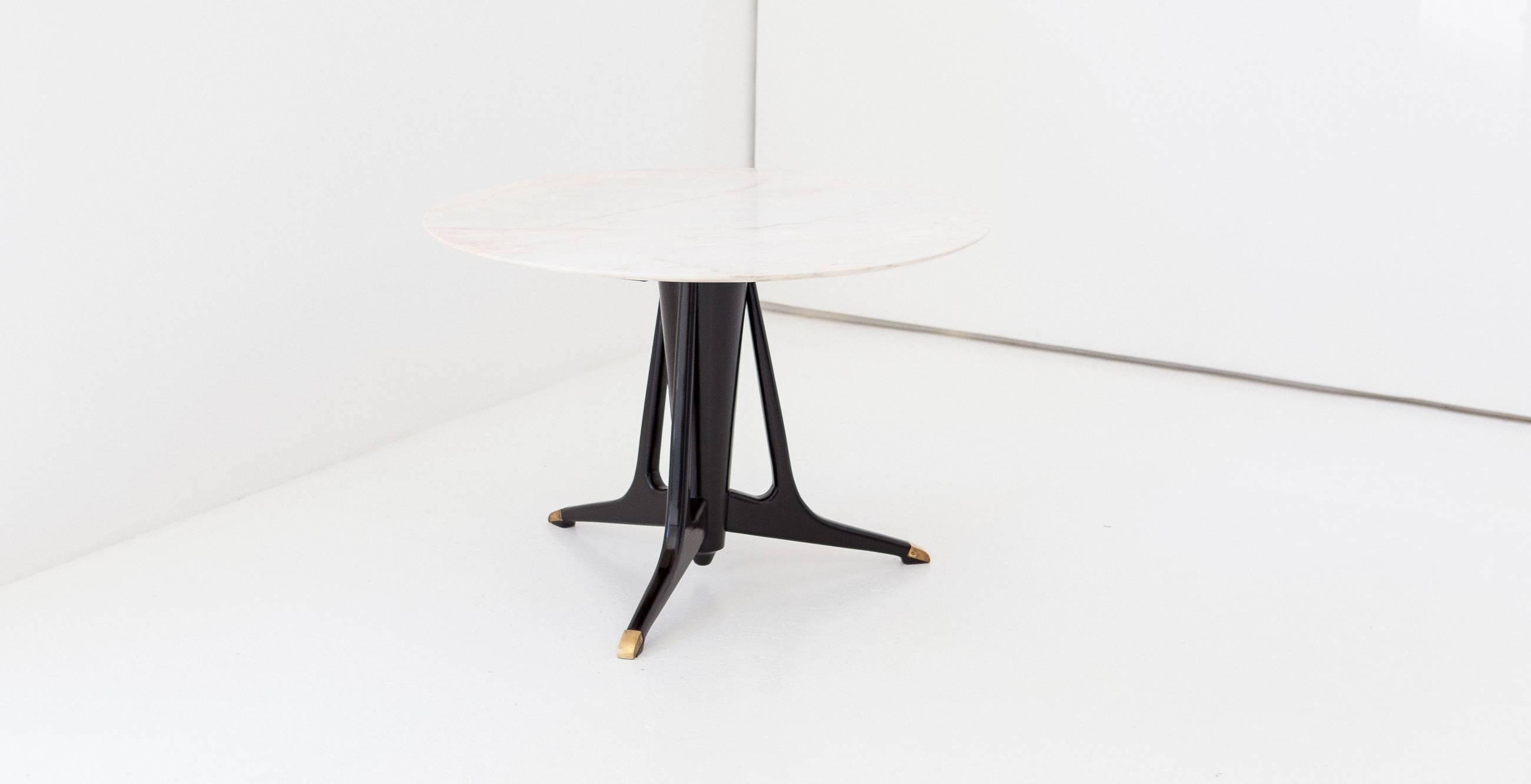 Italian Modern Round Dining Table, 1950s In Good Condition In Rome, IT