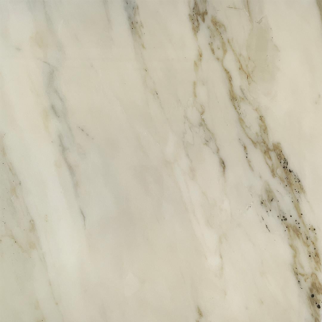 Italian modern round dining table Tulip by Eero Saarinen for Knoll, 2000s For Sale 5