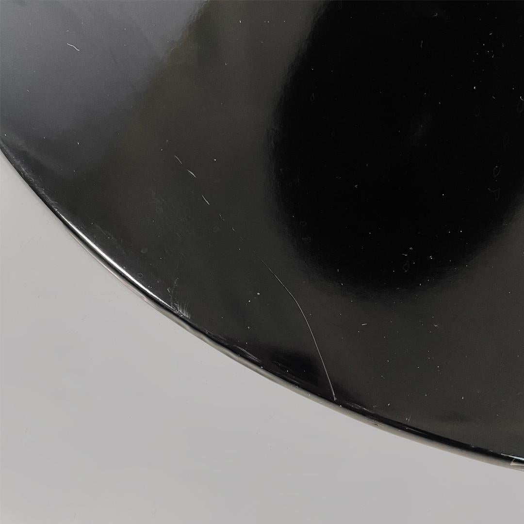 Italian modern round dining table Tulip by Eero Saarinen for Knoll, 2000s For Sale 12