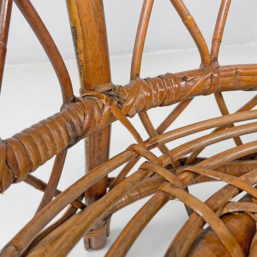 Fauteuils de cockpit modernes italiens en rotin avec décorations, 1970 en vente 9