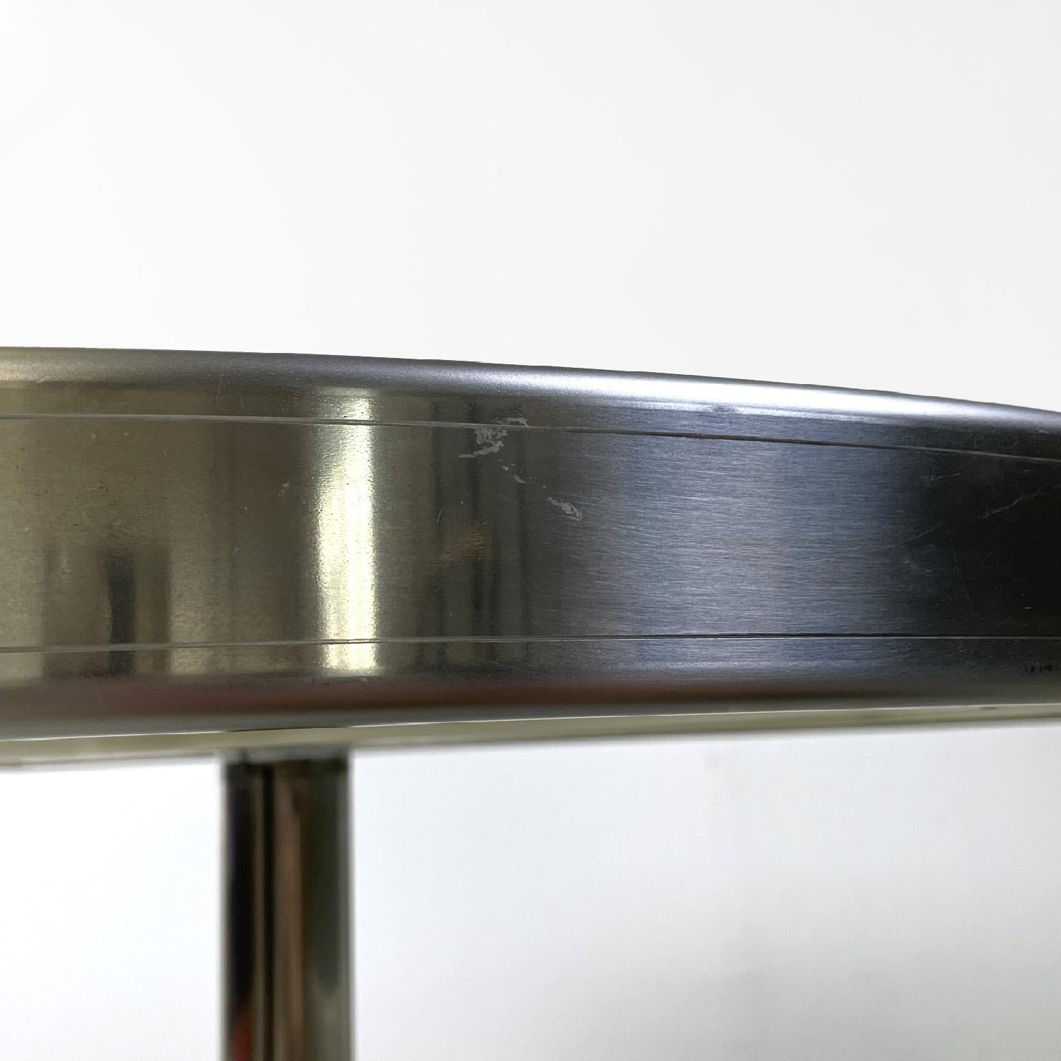 Steel Italian modern round steel dining table, 1970s For Sale