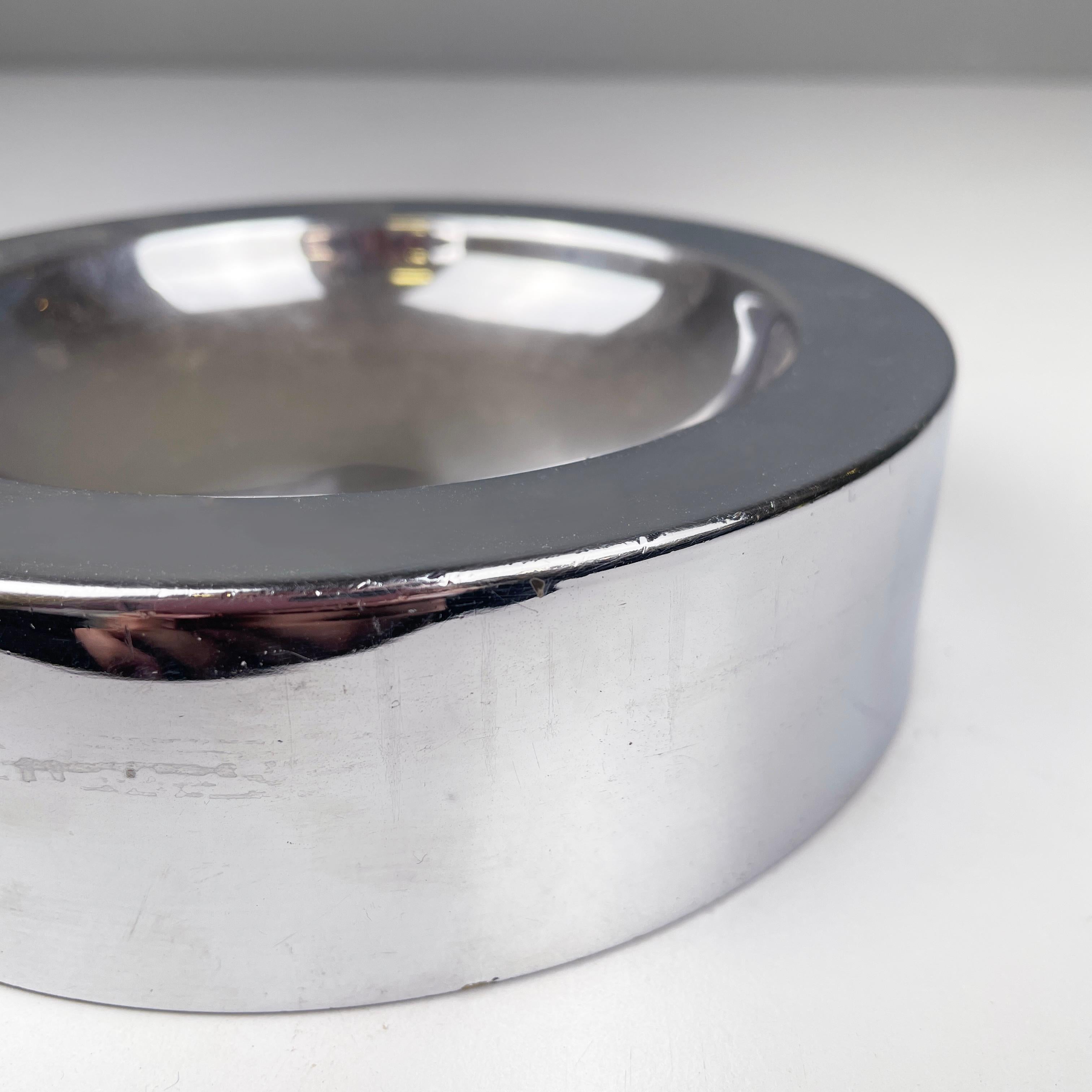 Late 20th Century Italian modern round table ashtray in steel by Dada International Design, 1980s For Sale