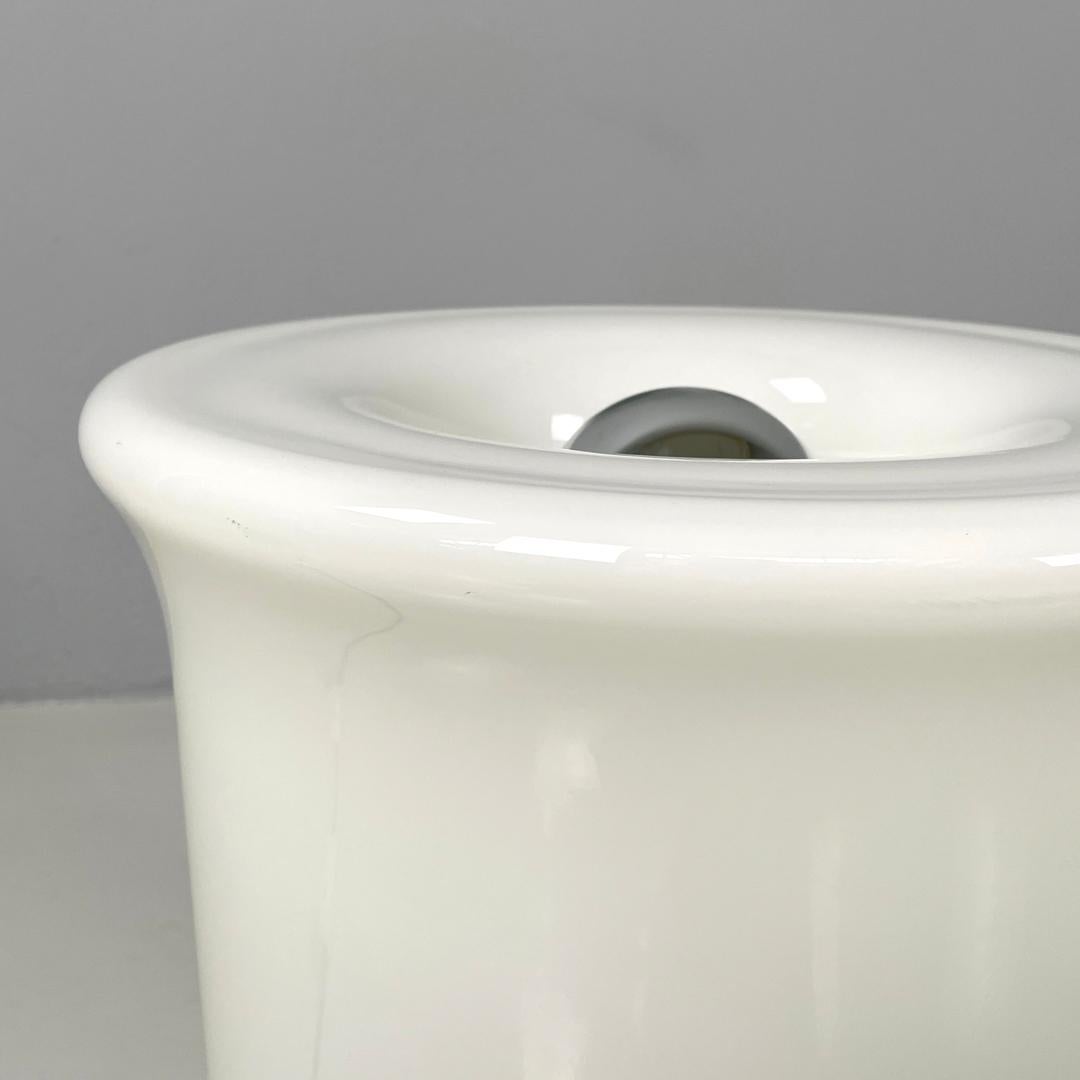 Italian modern round table lamp with curved profiles metal and white glass 1970s For Sale 6