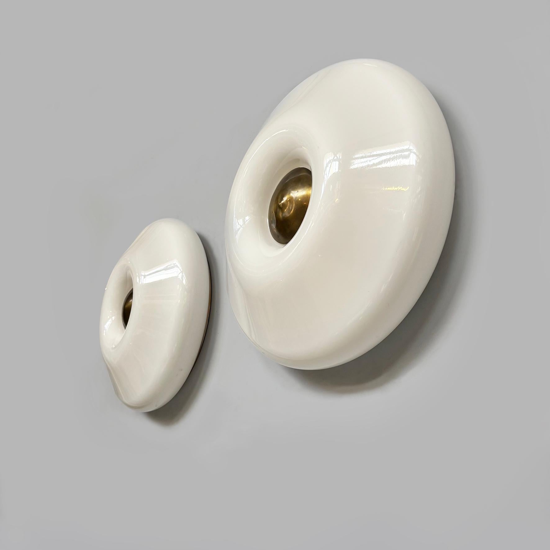 Italian modern round wall lamps in plastic and metal by Valenti, 1970s in vendita 5