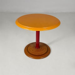 Italian modern round wooden coffee table, 1980s