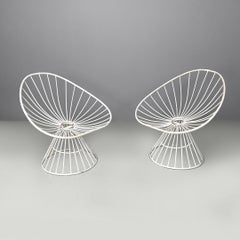 Italienische moderne runde Sessel aus weißem Metall mit braunen Stoffkissen, 1970er Jahre