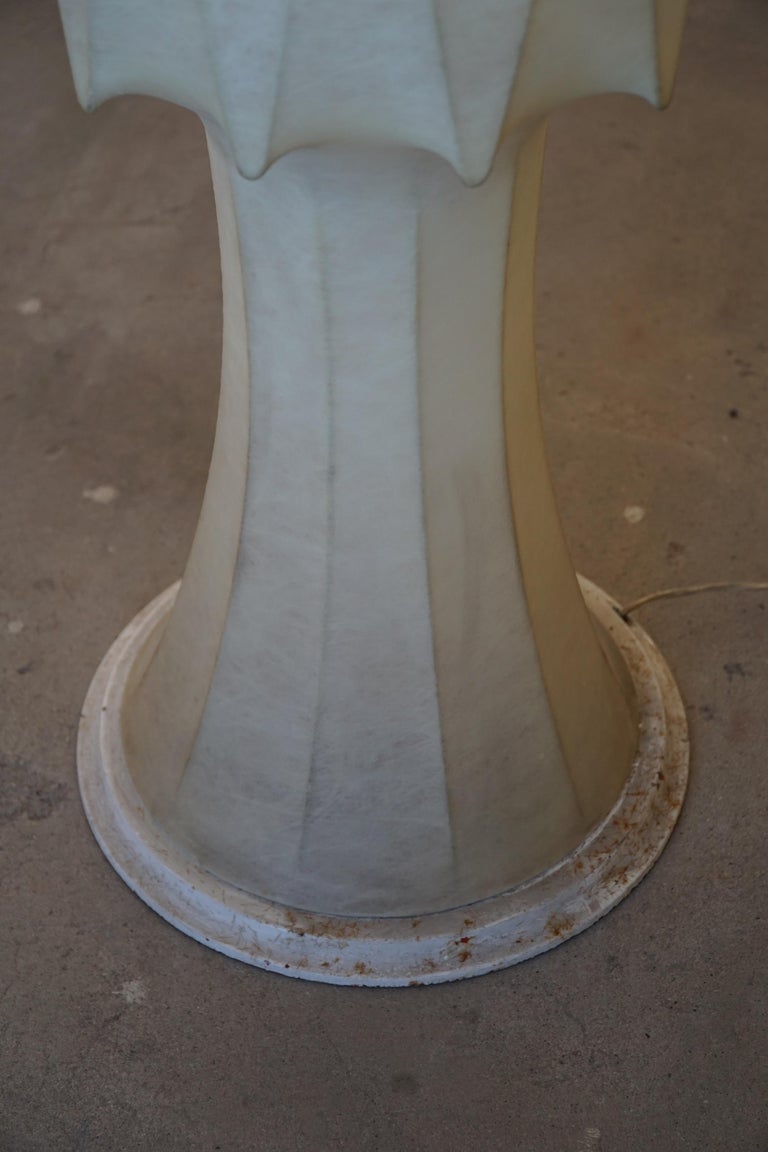 Italian Modern Sculptural Cocoon Floor Lamp, Tobia Scarpa, 1960s For Sale 7