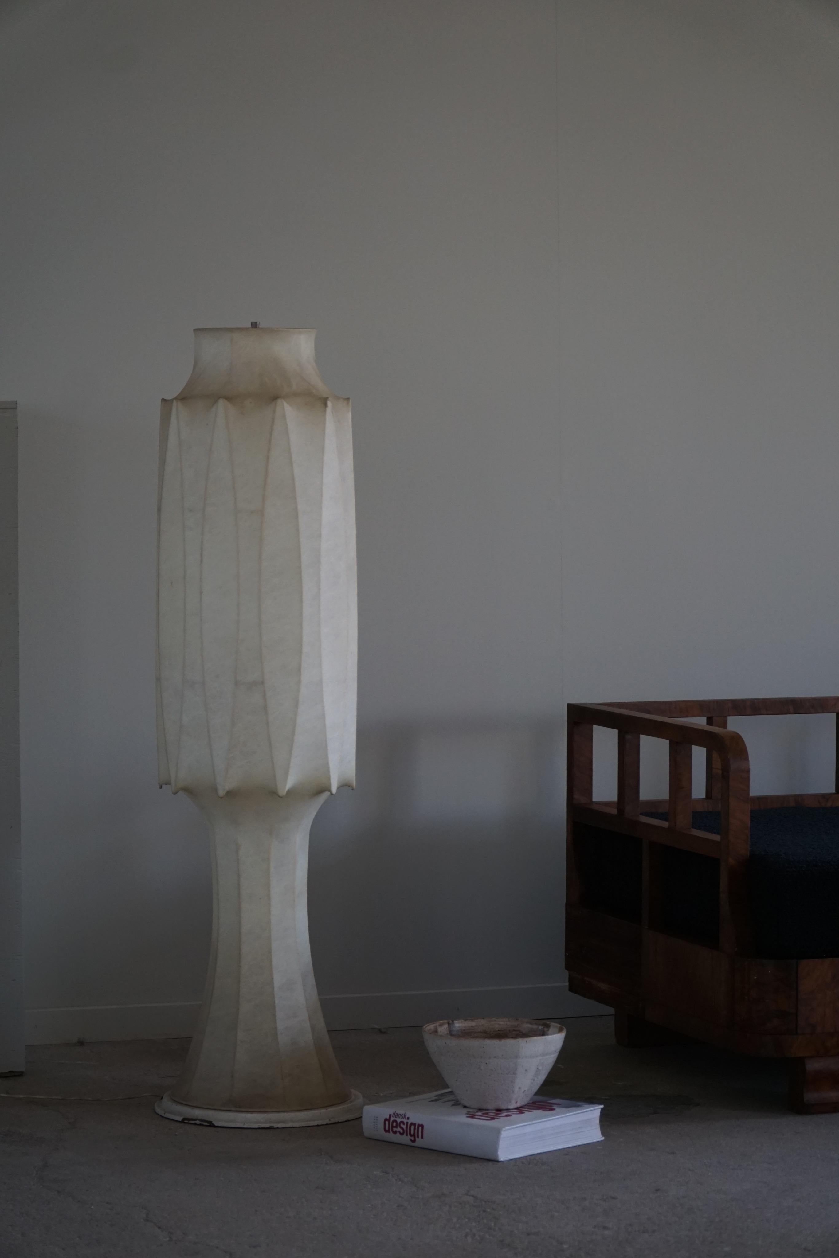 Italian Modern Sculptural Cocoon Floor Lamp, Tobia Scarpa, 1960s 9