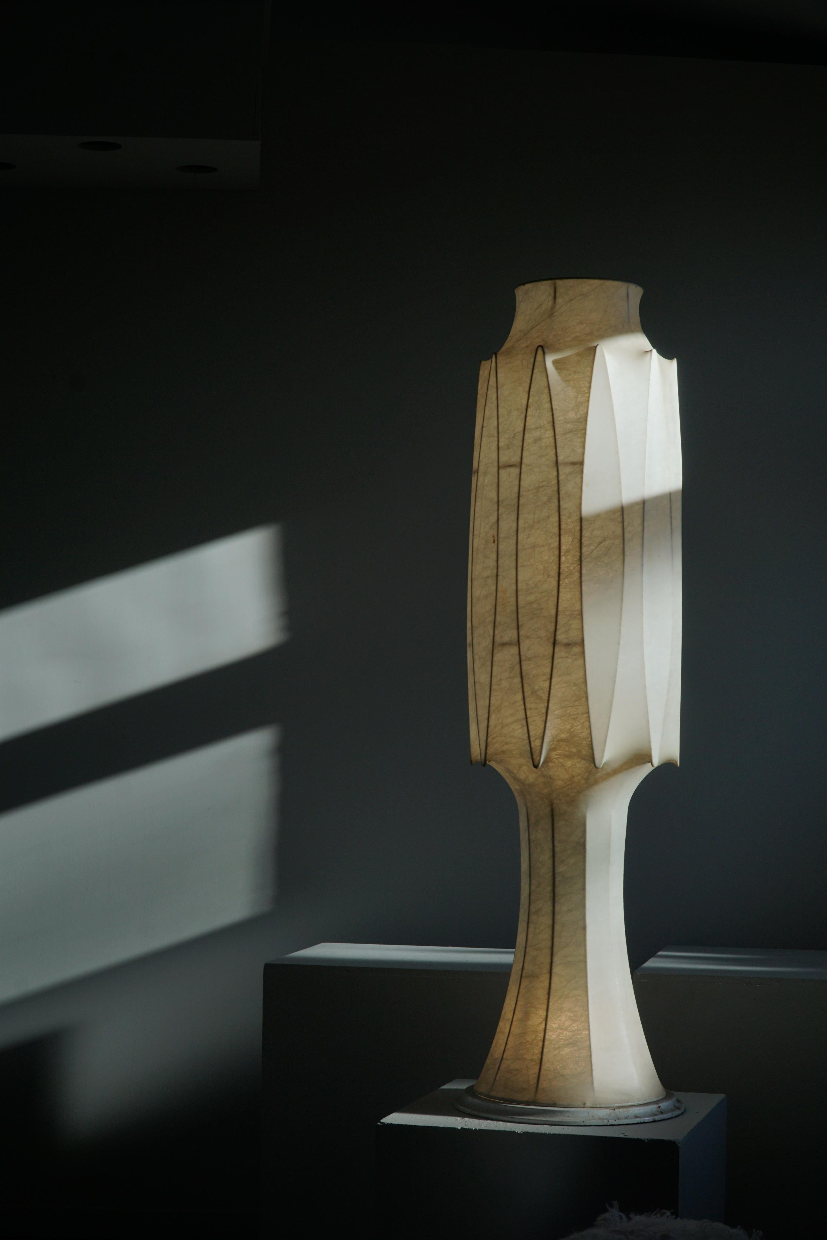 Italian Modern Sculptural Cocoon Floor Lamp, Tobia Scarpa, 1960s In Good Condition In Odense, DK