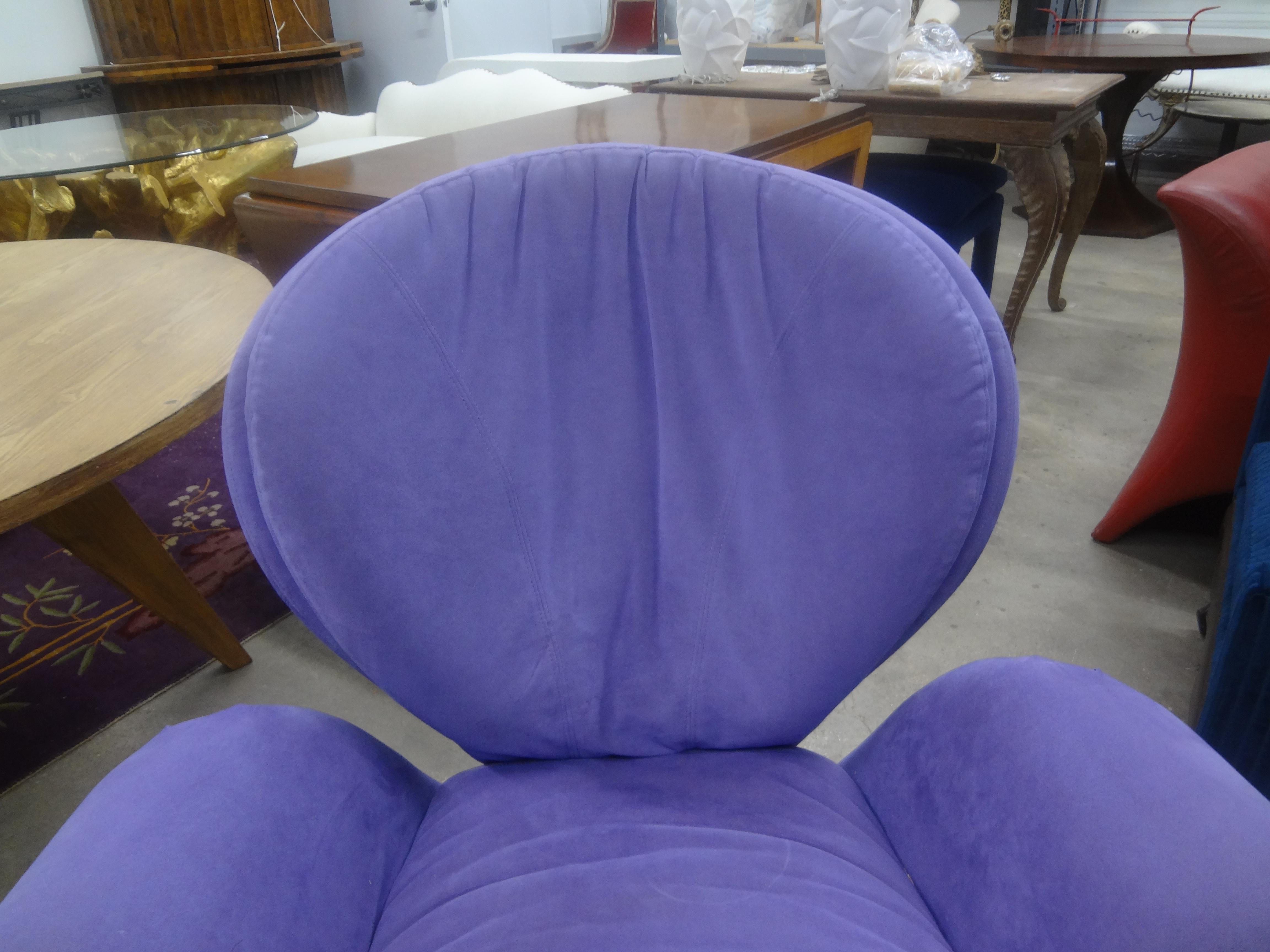 Italian Modern Sculptural Lounge Chair Attributed To Vittorio Introini  In Good Condition For Sale In Houston, TX