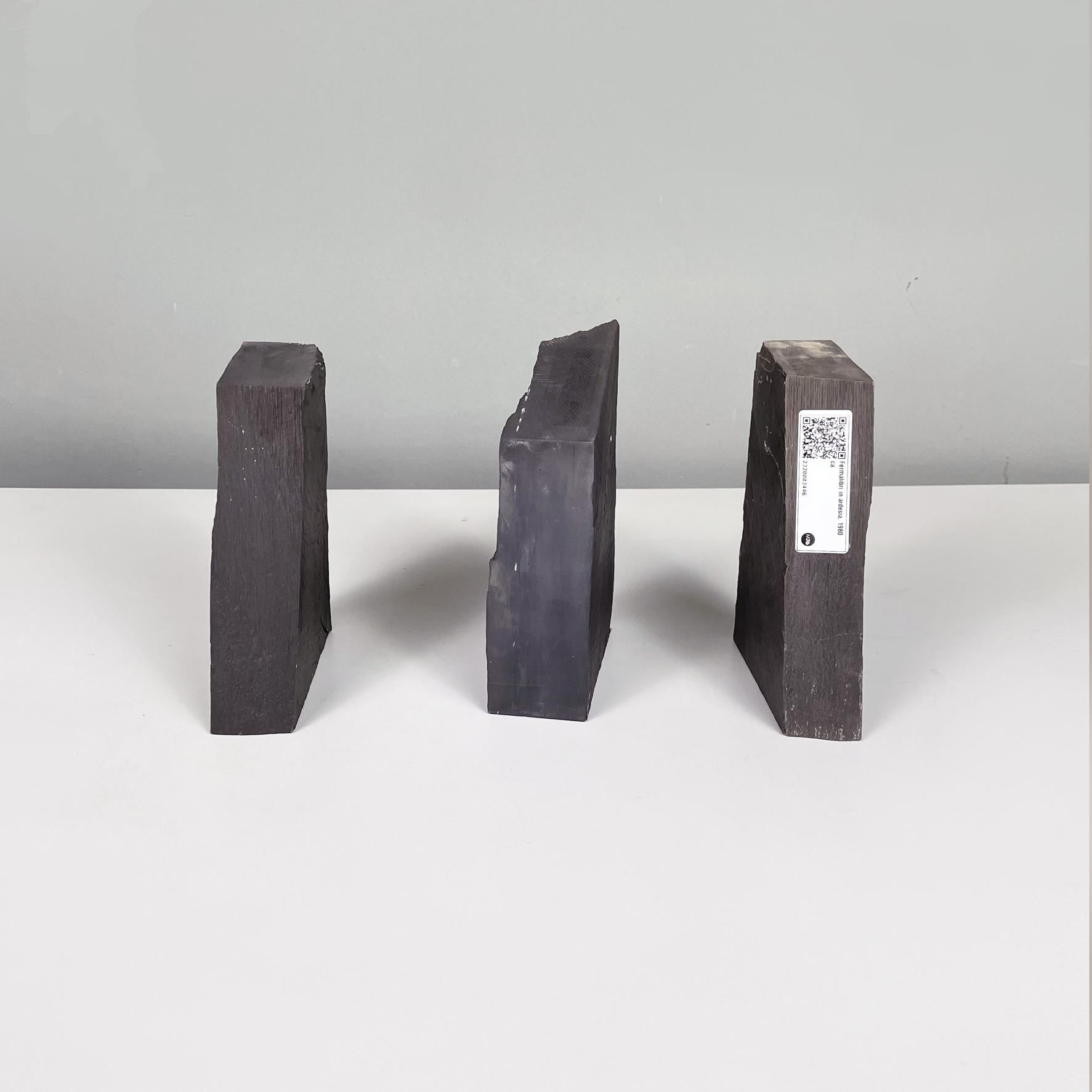 Late 20th Century Italian Modern Sculpture Bookends in Black Stone Slate, 1980s