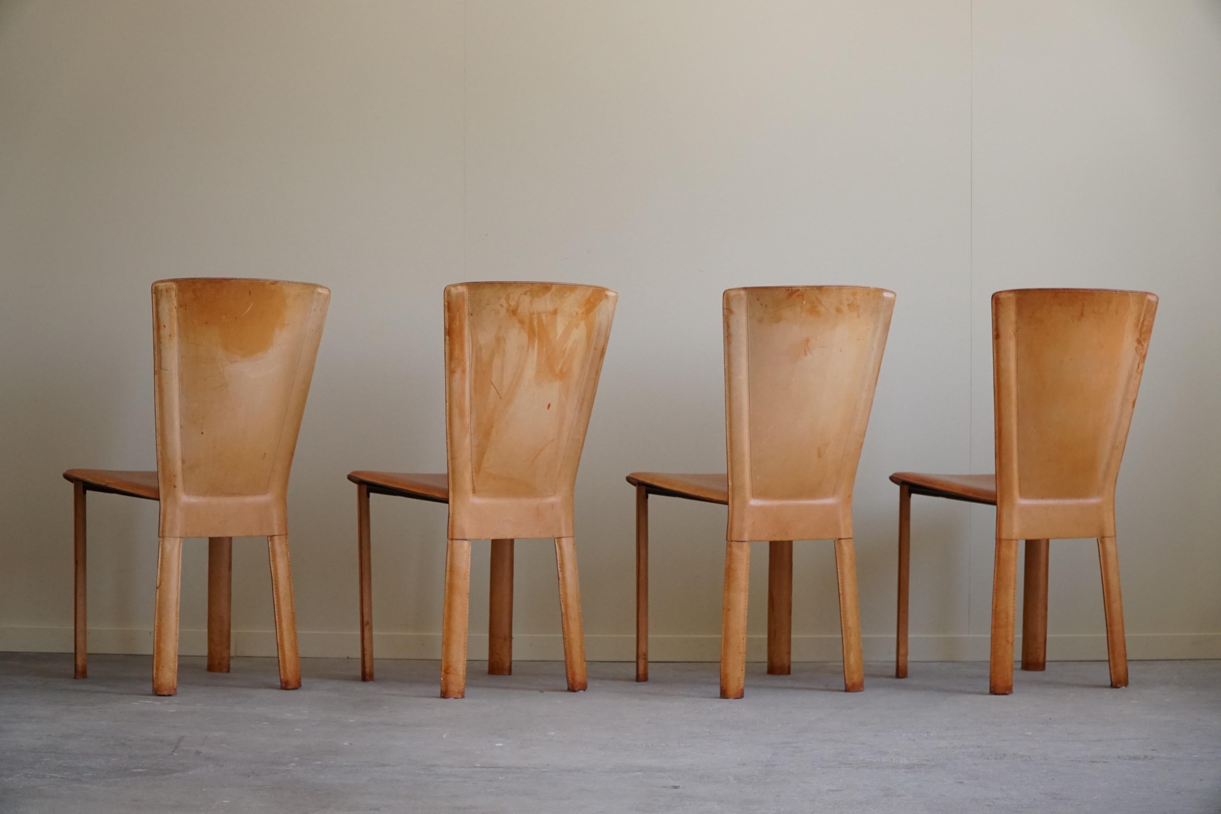 Italian Modern, Set of 4 Dining Chairs in Cognac Leather, Mario Bellini, 1970s 14