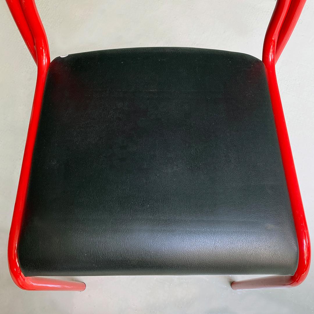 Italian Modern Set of Six Stackable Red Metal and Black Faux Leather Chairs 1980 For Sale 5