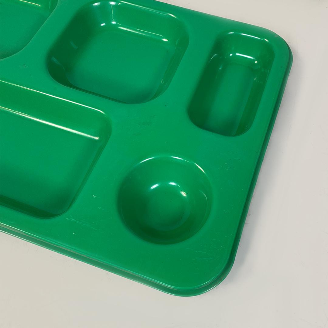 Italian Modern Set of Three Green Plastic Breakfast or Canteen Trays, 1970s 3