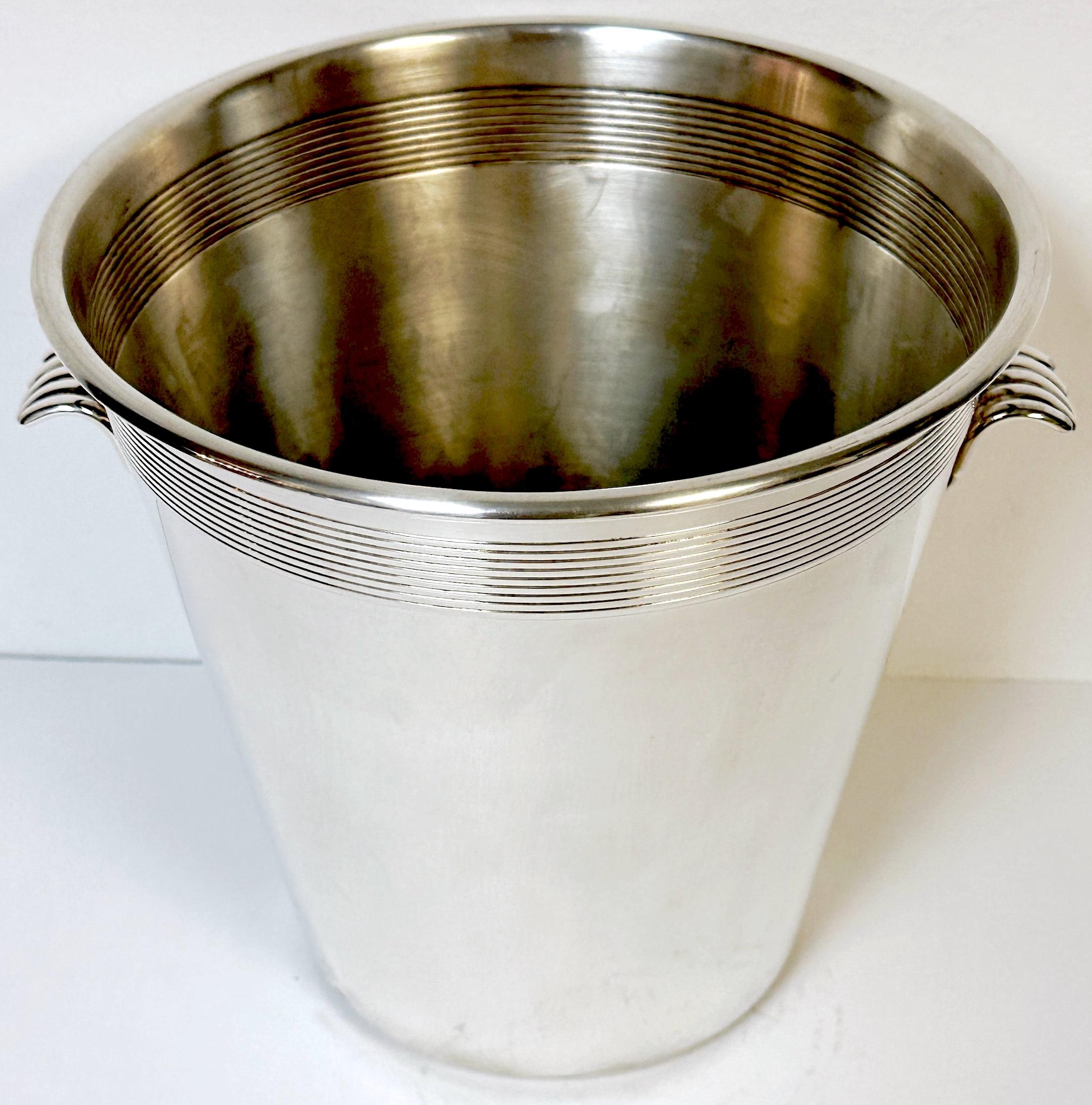 Moderna Cubitera de Vino/Champán Italiana de Doble Asa Plateada en venta 2