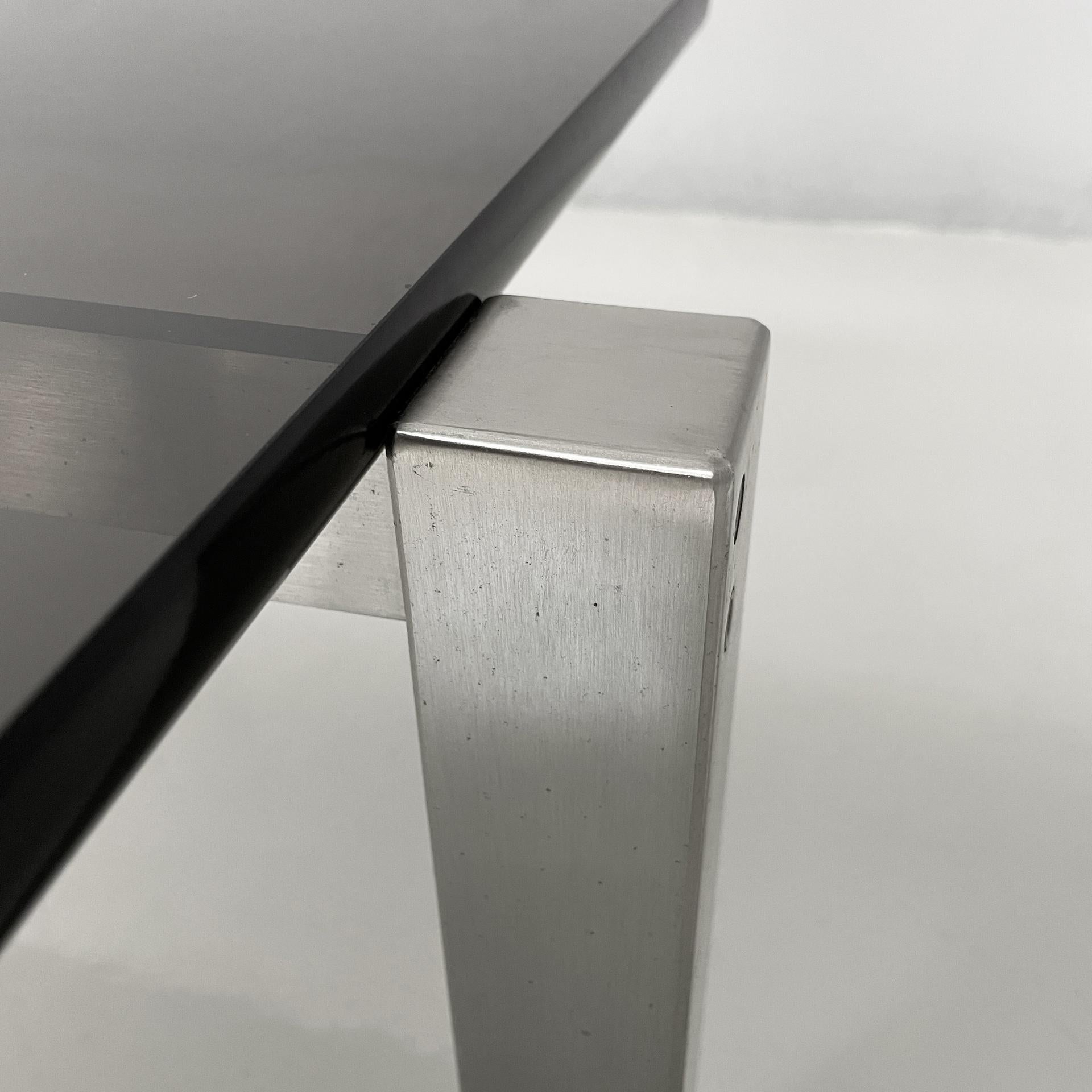 Table basse moderne italienne en verre fumé et acier par Formanova, années 1970. en vente 8