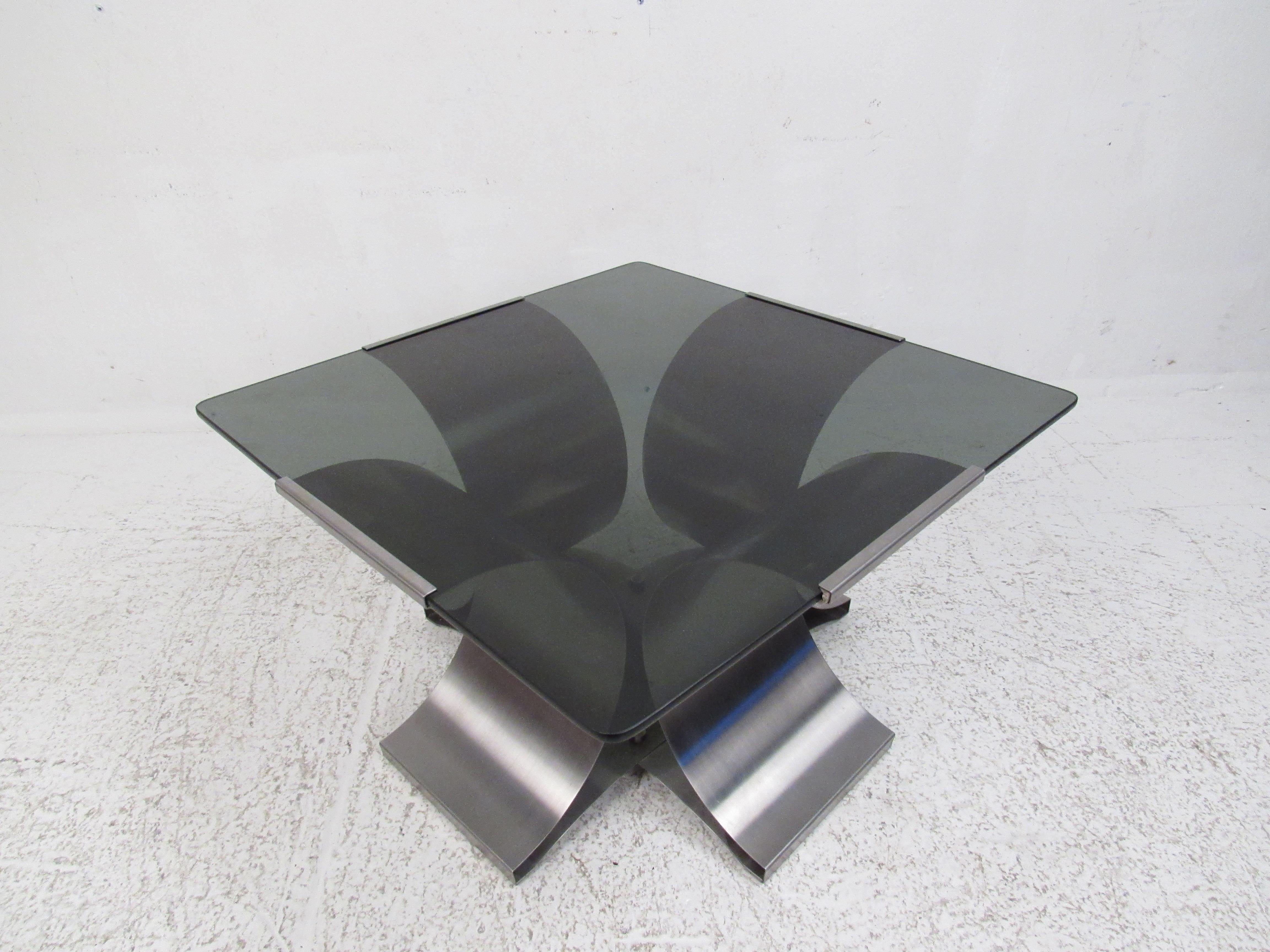 Italian Modern Smoked Glass Side Table In Good Condition In Brooklyn, NY