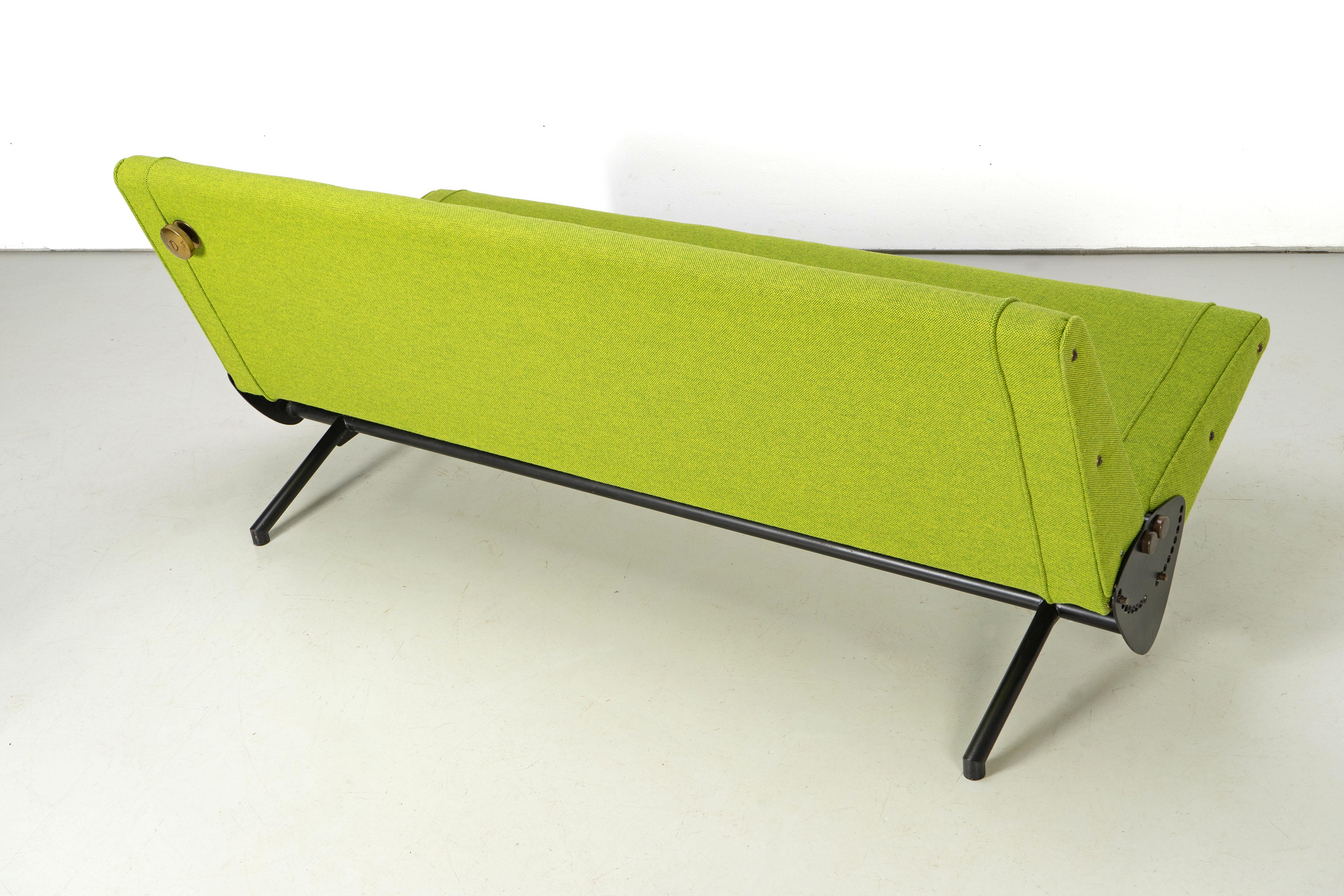 Italian Modern Sofa D70 by Osvaldo Borsani by Tecno, yellow-green Fabric, 1950s 11