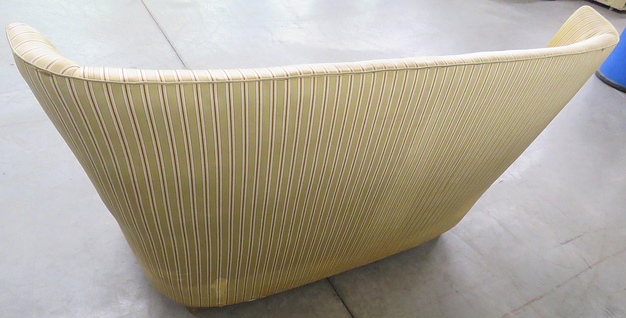 Upholstery Italian Modern Sofa in the Manner of Gio Ponti