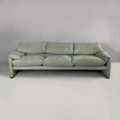 Italian modern sofa Maralunga by Vico Magistretti for Cassina, 1970s