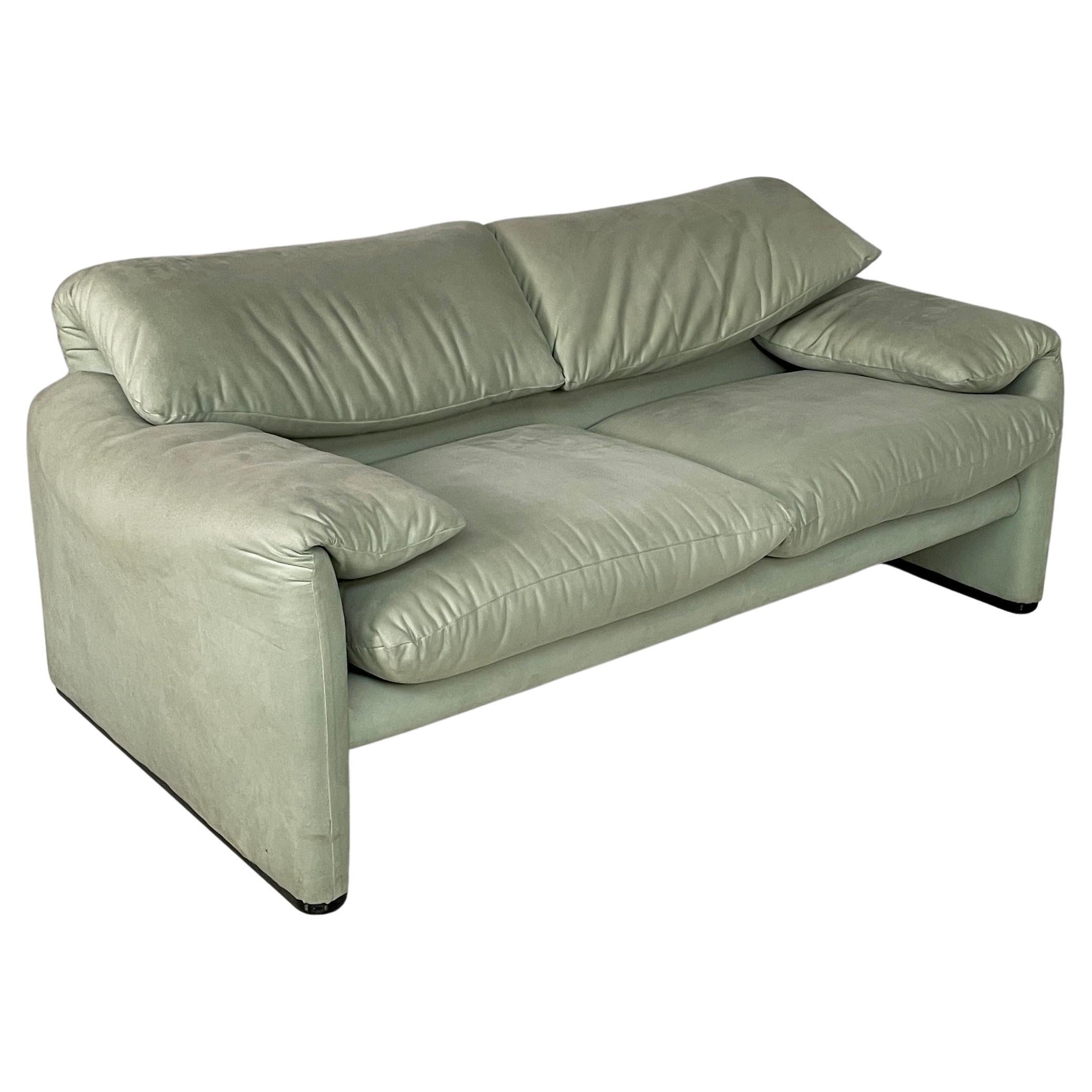 Italian modern sofa Maralunga by Vico Magistretti for Cassina, 1970s