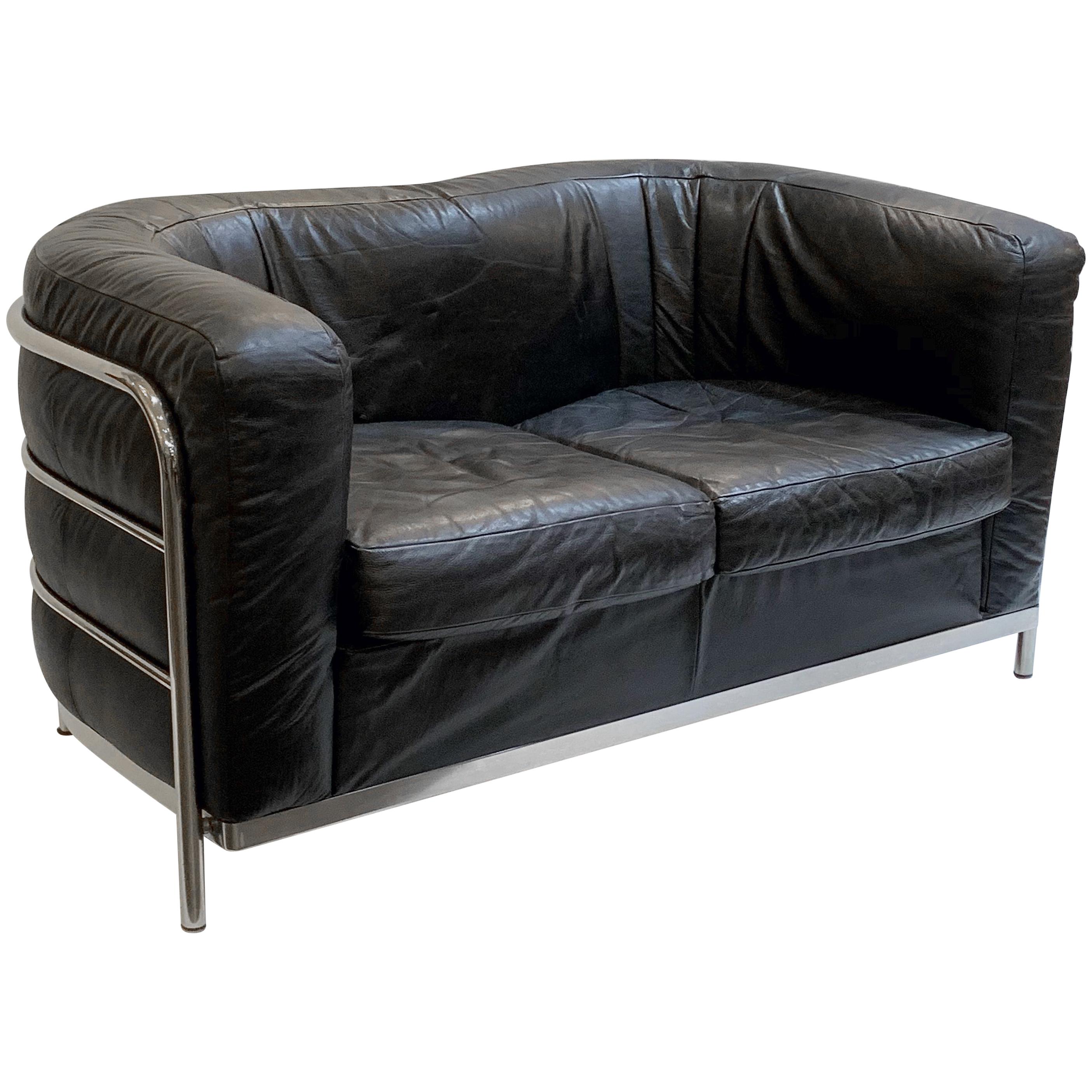 Italian Modern Sofa of Chrome and Black Leather by Paolo Lomazzi For Sale