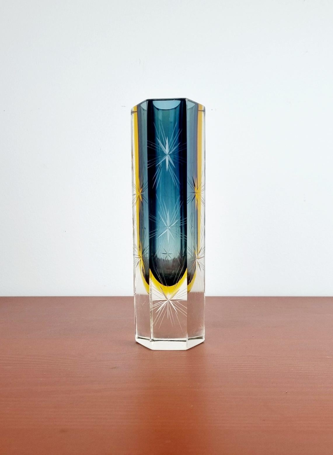 Italienische Moderne Murano Glass Sommerso Vase von Pagnin und Bon, Italien 60er Jahre (Mitte des 20. Jahrhunderts) im Angebot
