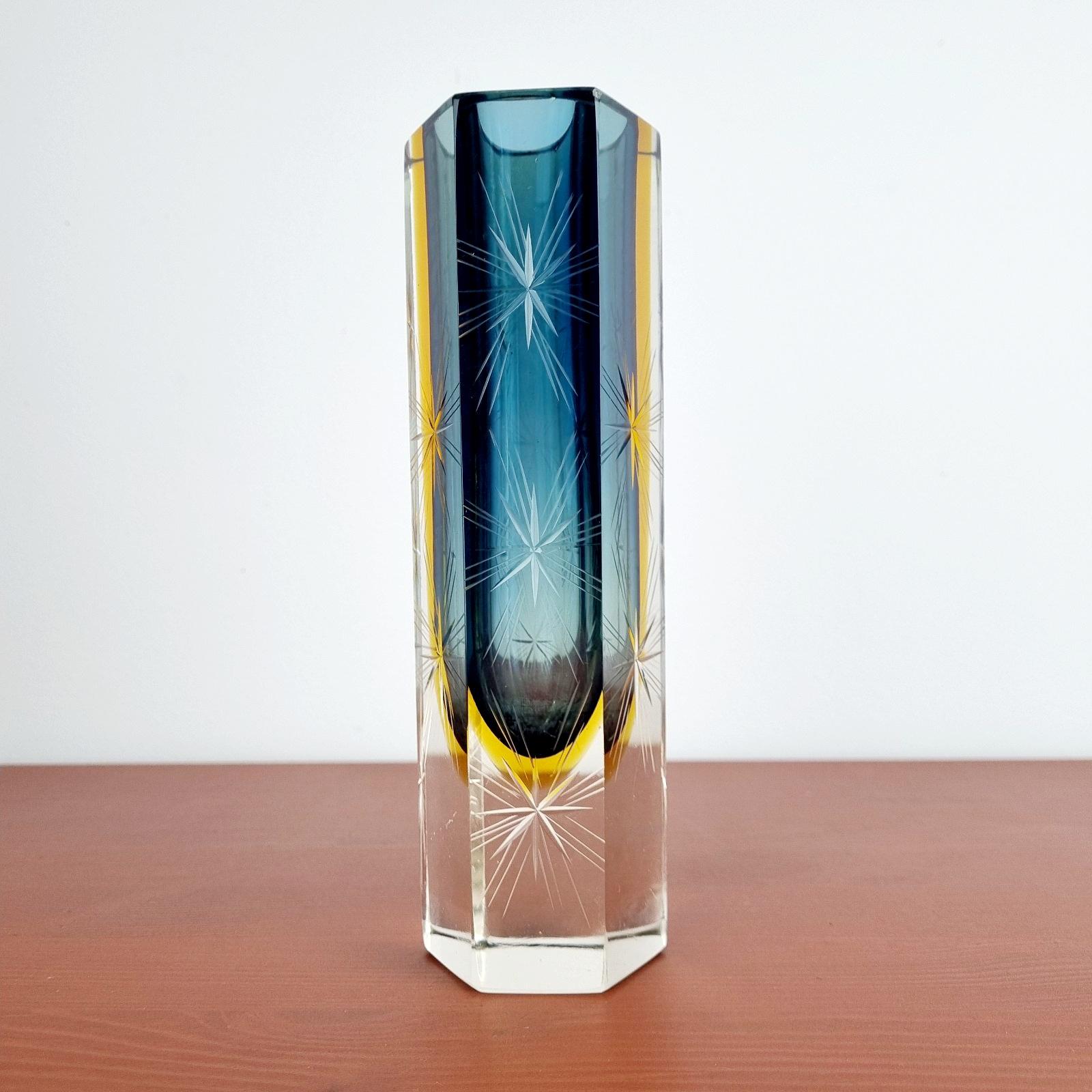 Italienische Moderne Murano Glass Sommerso Vase von Pagnin und Bon, Italien 60er Jahre (Muranoglas) im Angebot