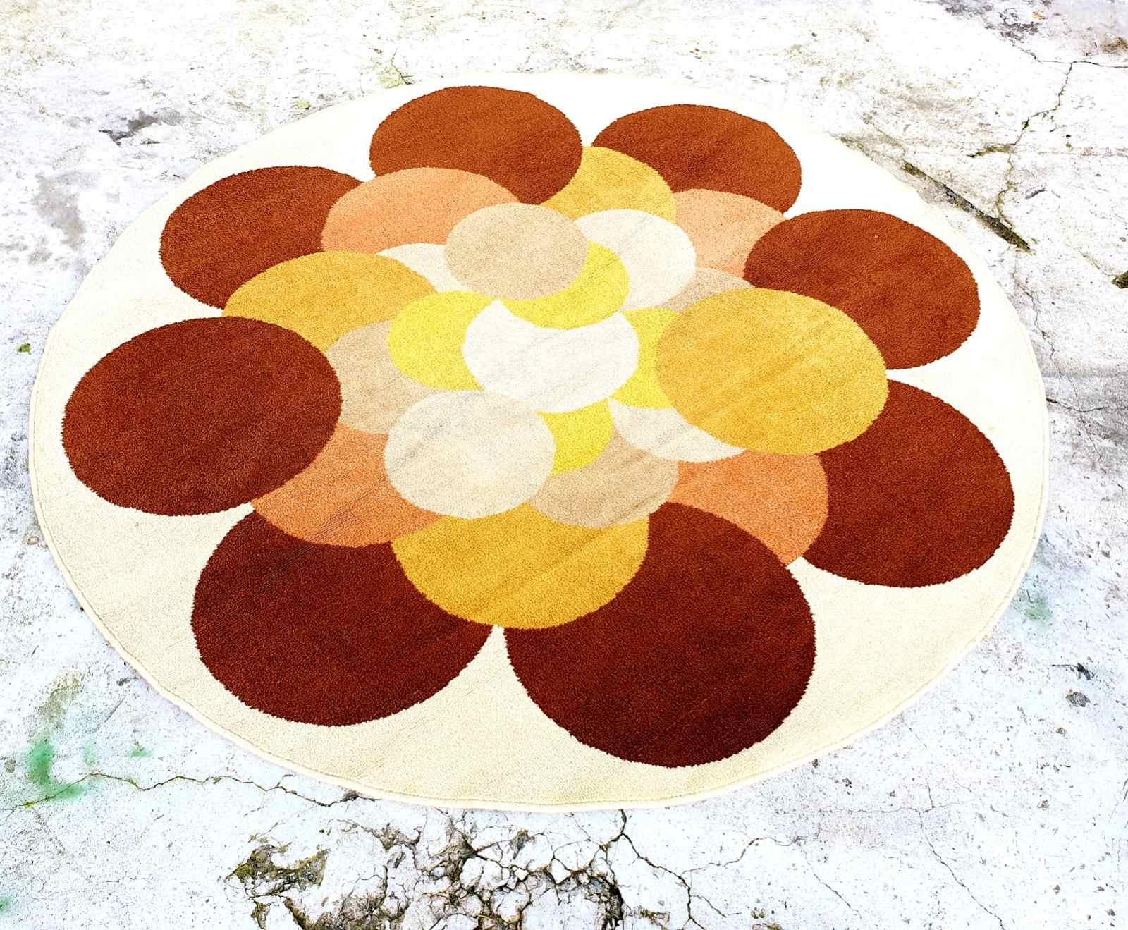 Alfombra redonda italiana Modern Space Age, Italia años 70 Italiano en venta