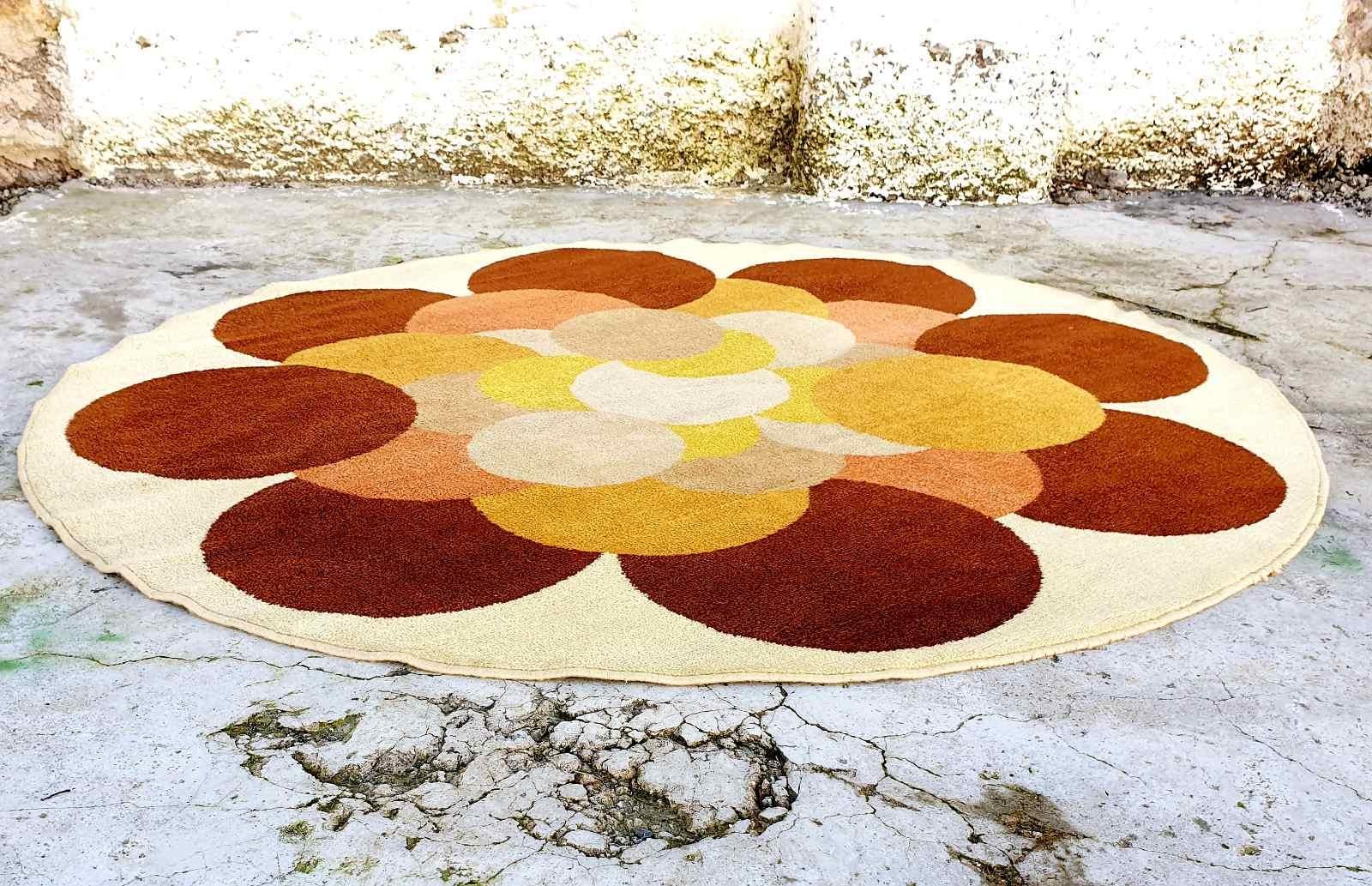 Alfombra redonda italiana Modern Space Age, Italia años 70 finales del siglo XX en venta