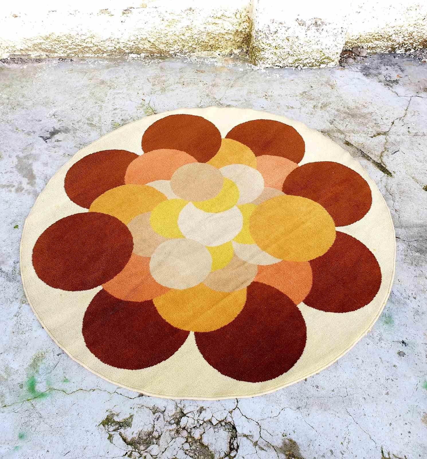 Alfombra redonda italiana Modern Space Age, Italia años 70 en venta 1