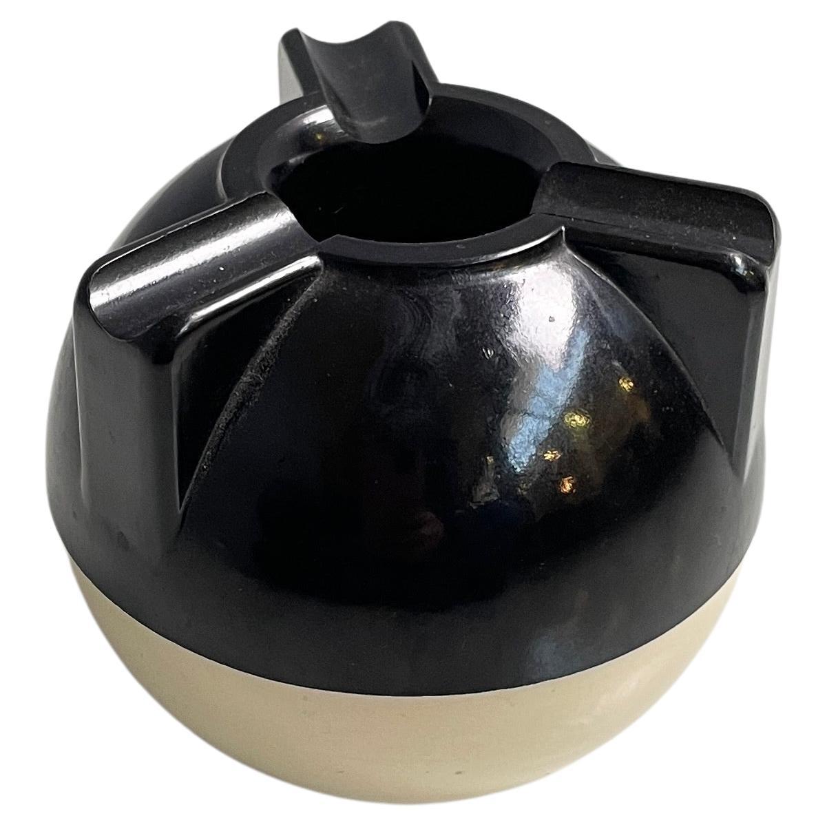 Italian modern Spherical table ashtray in black and white plastic, 1980s For Sale