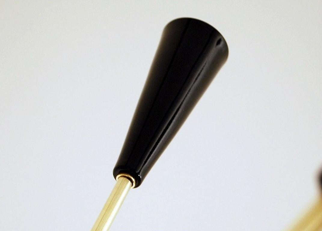 Lustre moderne italien sputnik en laiton et émail par Fabio Ltd Neuf - En vente à Los Angeles, CA