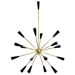 Lustre moderne italien sputnik en laiton et émail par Fabio Ltd