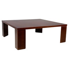 Italienischer moderner quadratischer Couchtisch aus Holz, 1970er Jahre