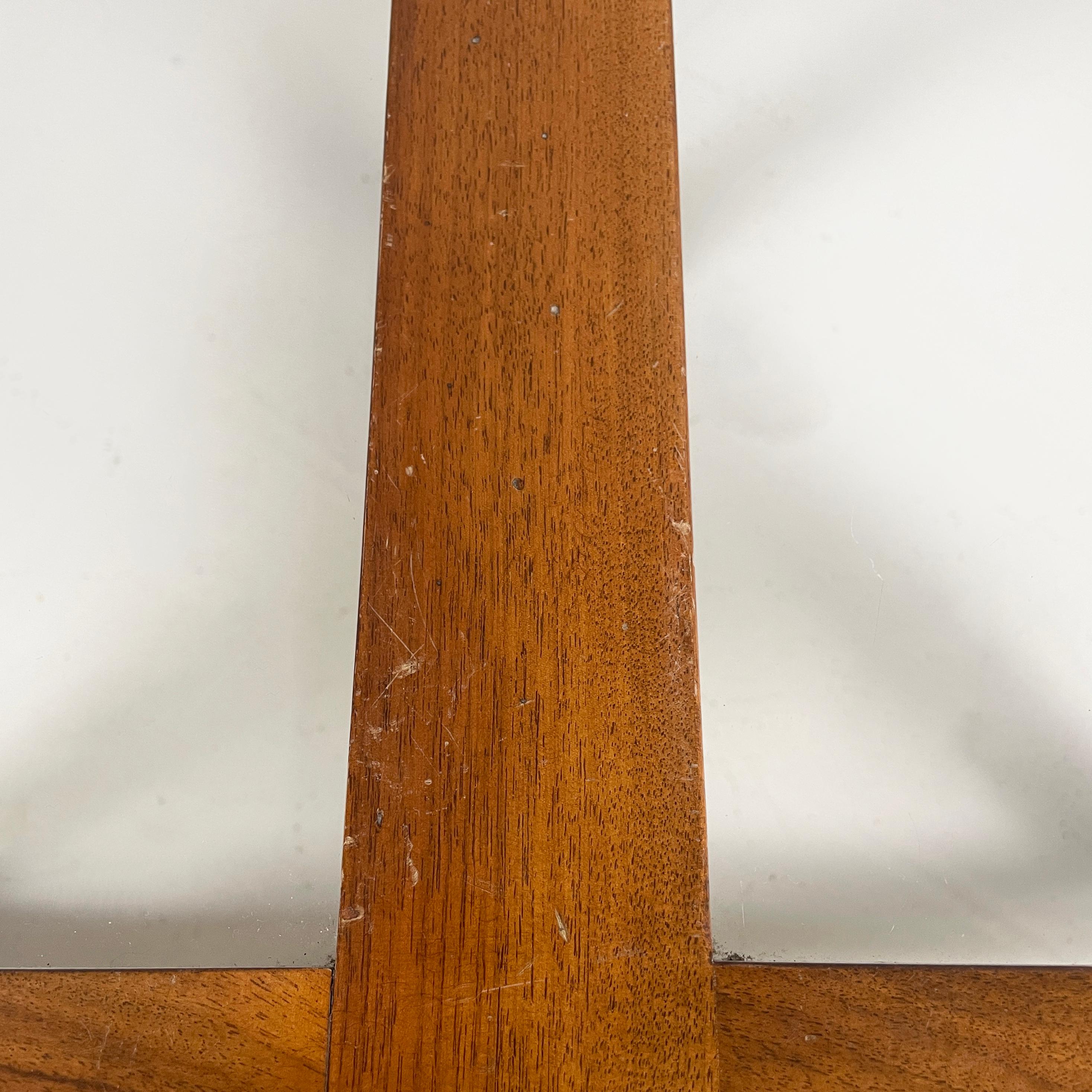 Table basse carrée moderne italienne en bois et verre, années 1980 en vente 4