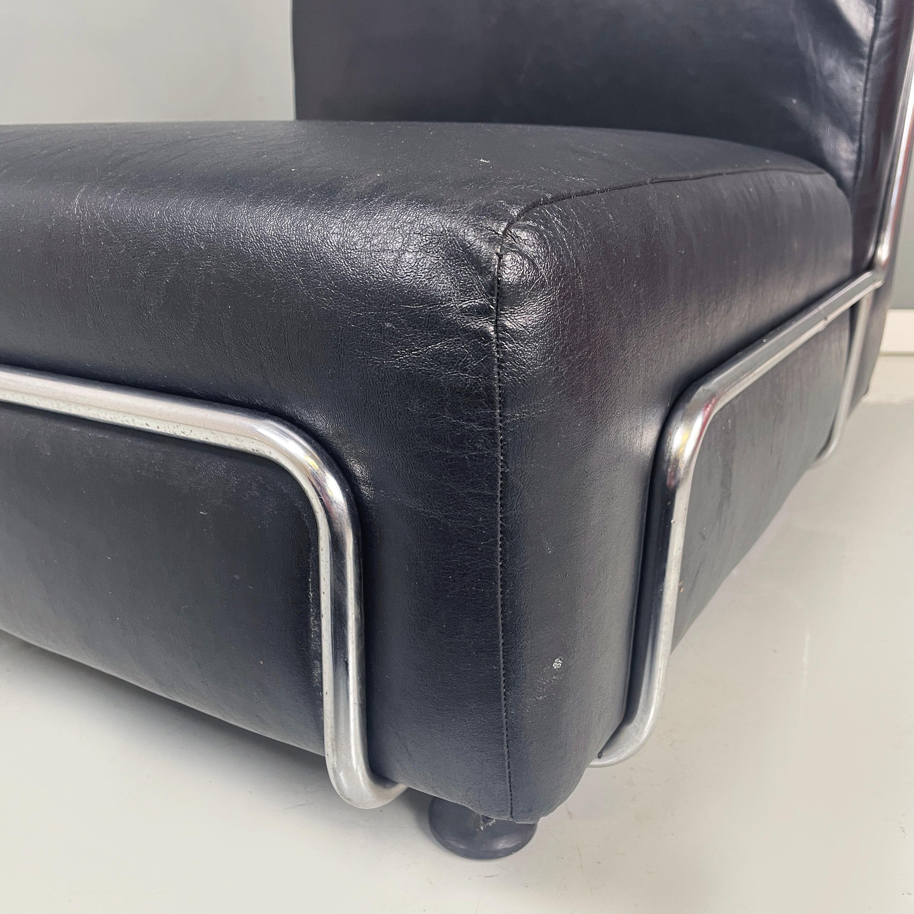 Italian modern squared armchair in black leather and metal, 1980s For Sale 1