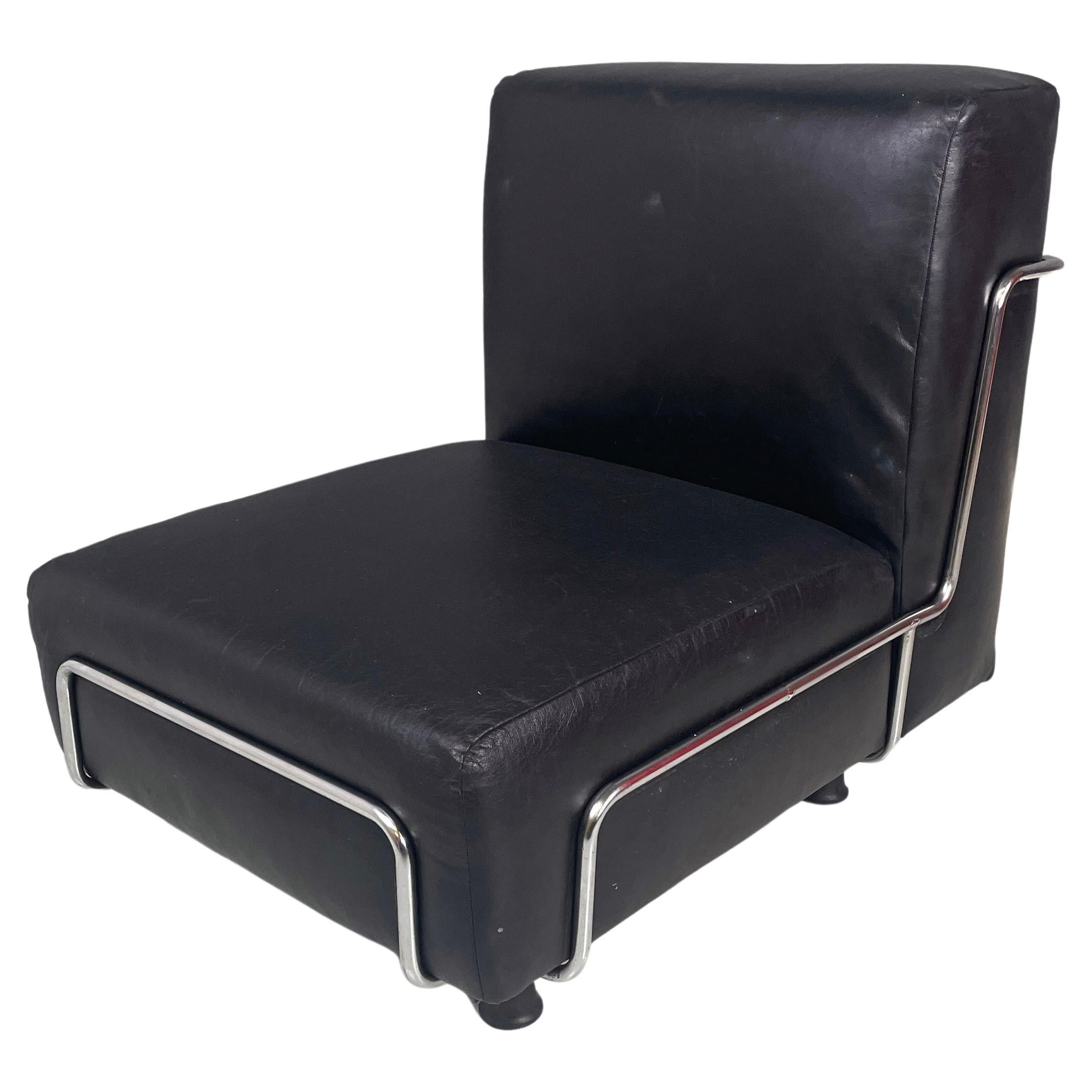 Italian modern squared armchair in black leather and metal, 1980s