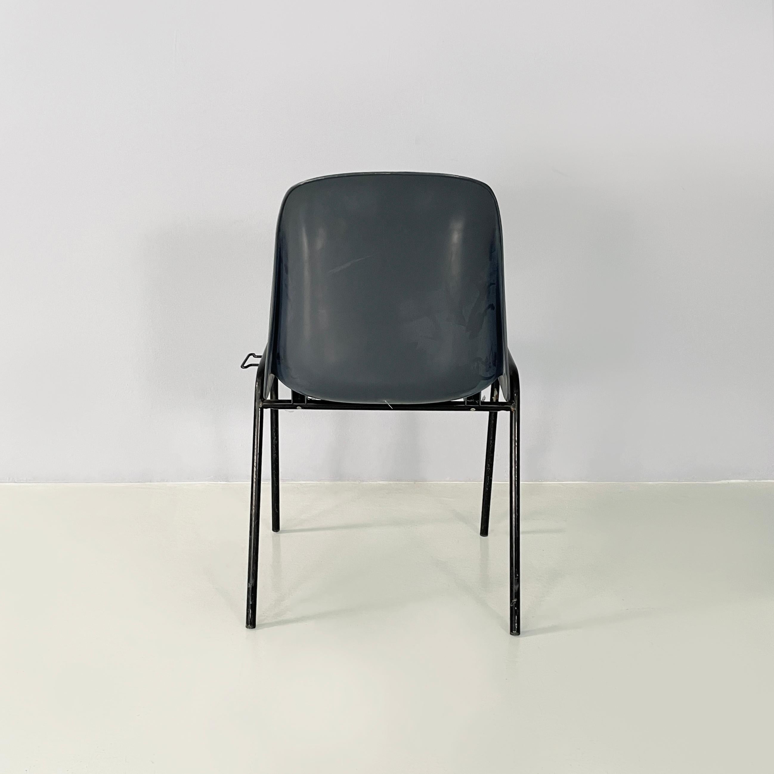 Contemporary Italian modern Stackable chairs in gray plastic and black metal, 2000s For Sale