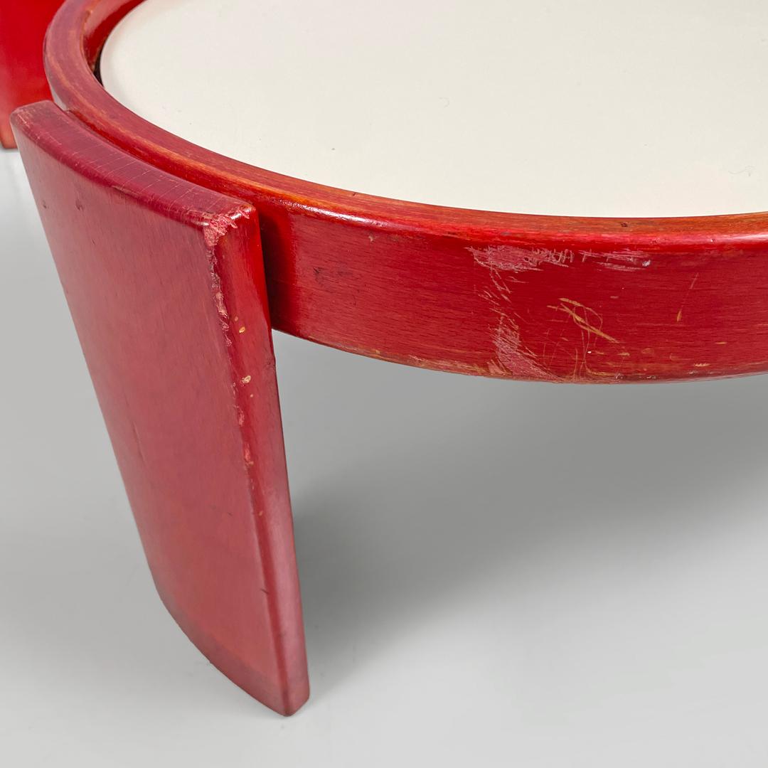 Tavolino moderno italiano impilabile bianco rosso 780/783 Frattini Cassina, anni '70 in vendita 9