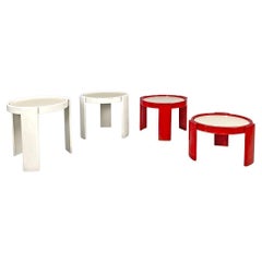 Italienischer moderner stapelbarer rot-weißer Couchtisch 780/783 Frattini Cassina, 1970er Jahre