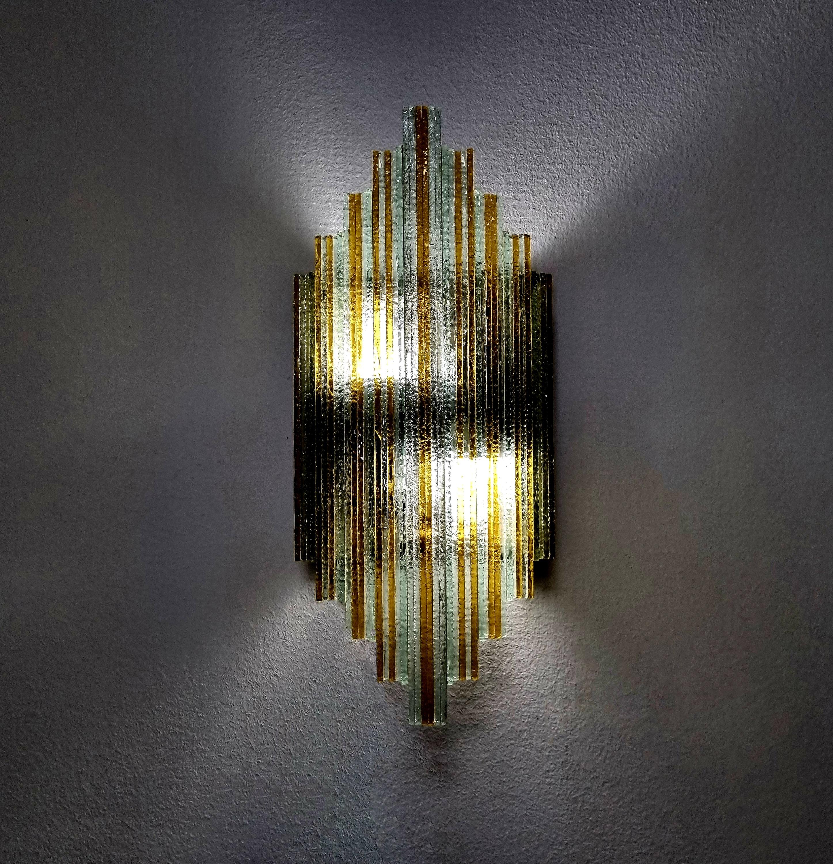 Lampe murale moderne italienne empilée en verre de Murano par Poliarte, Italie, années 70 en vente 1