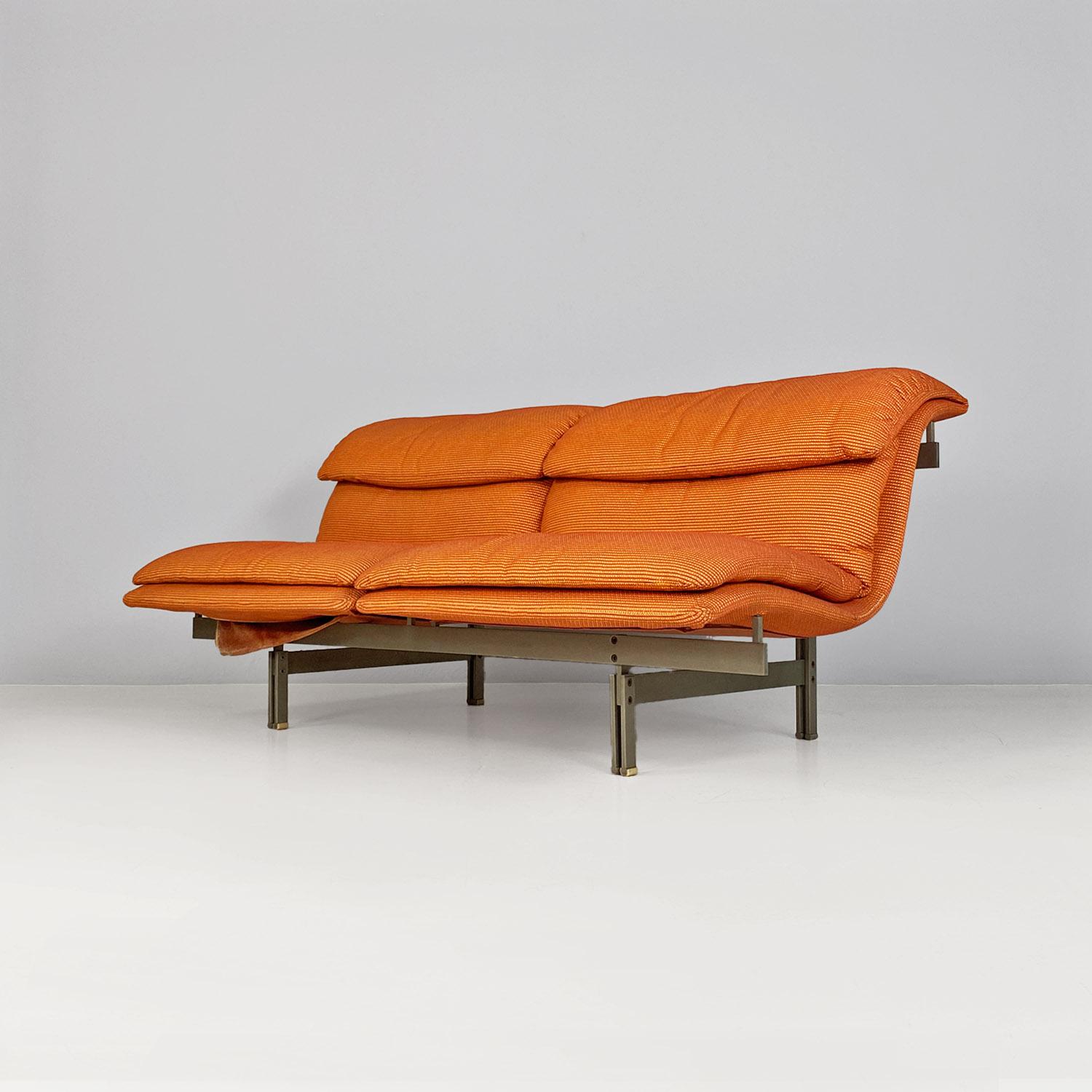 Modernes italienisches Sofa aus Stahl und Stoff Wave aus Stahl von Giovanni Offredi, Saporiti 1974 im Zustand „Gut“ im Angebot in MIlano, IT
