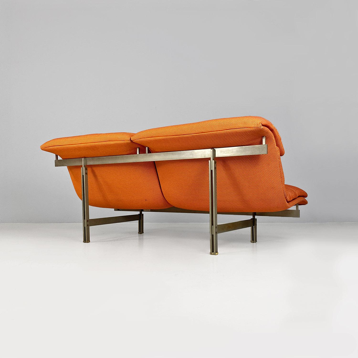 Modernes italienisches Sofa aus Stahl und Stoff Wave aus Stahl von Giovanni Offredi, Saporiti 1974 (Edelstahl) im Angebot