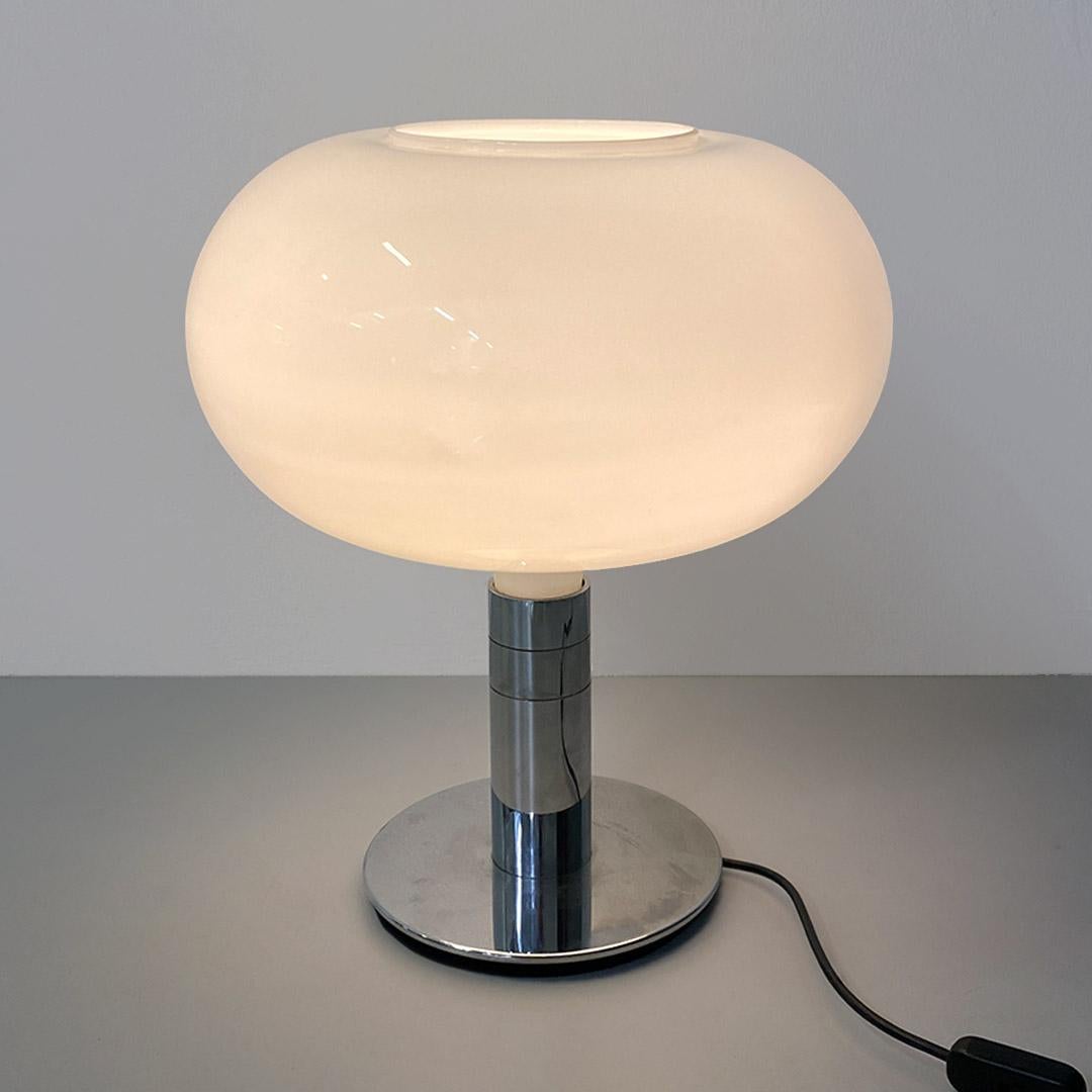 Italian modern steel and glass AM/AS table lamp by Albini and Helg, Sirrah 1970s For Sale 4