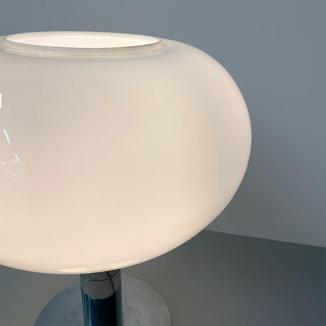Italian modern steel and glass AM/AS table lamp by Albini and Helg, Sirrah 1970s For Sale 6