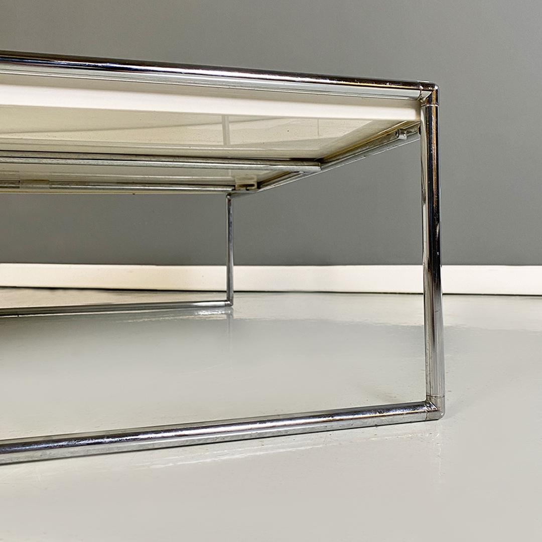 Acier Table basse moderne italienne avec plateaux en acier et plastique blanc Piero Lissoni Kartell 1990 en vente