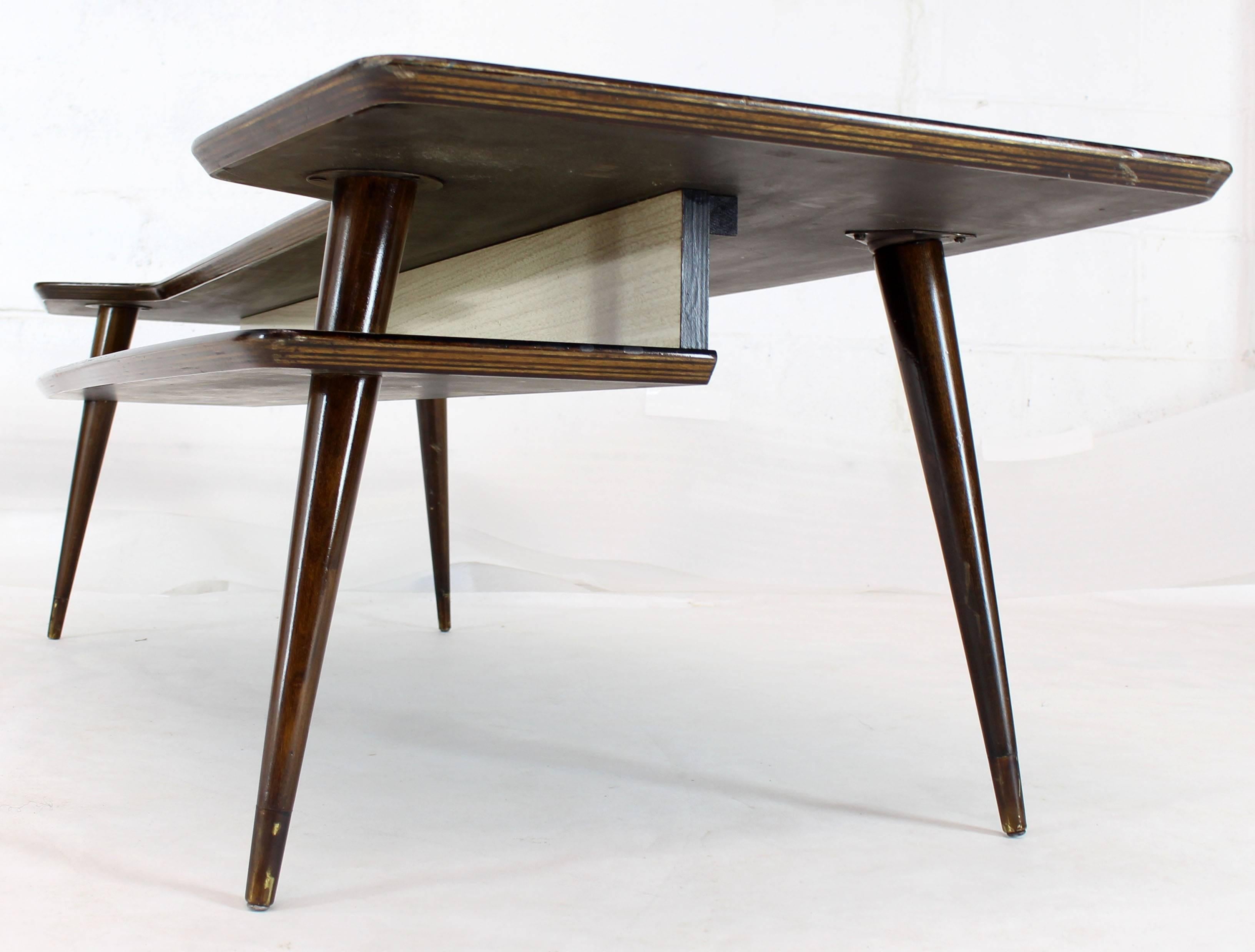 Italian Modern Step Coffee Table with Shelf In Excellent Condition For Sale In Rockaway, NJ