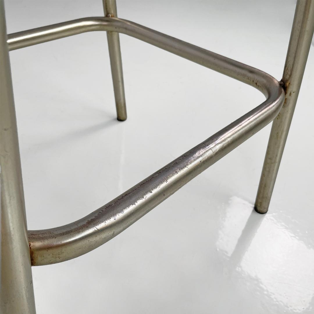 Italian modern stools in metal and black leather, 1970s in vendita 3